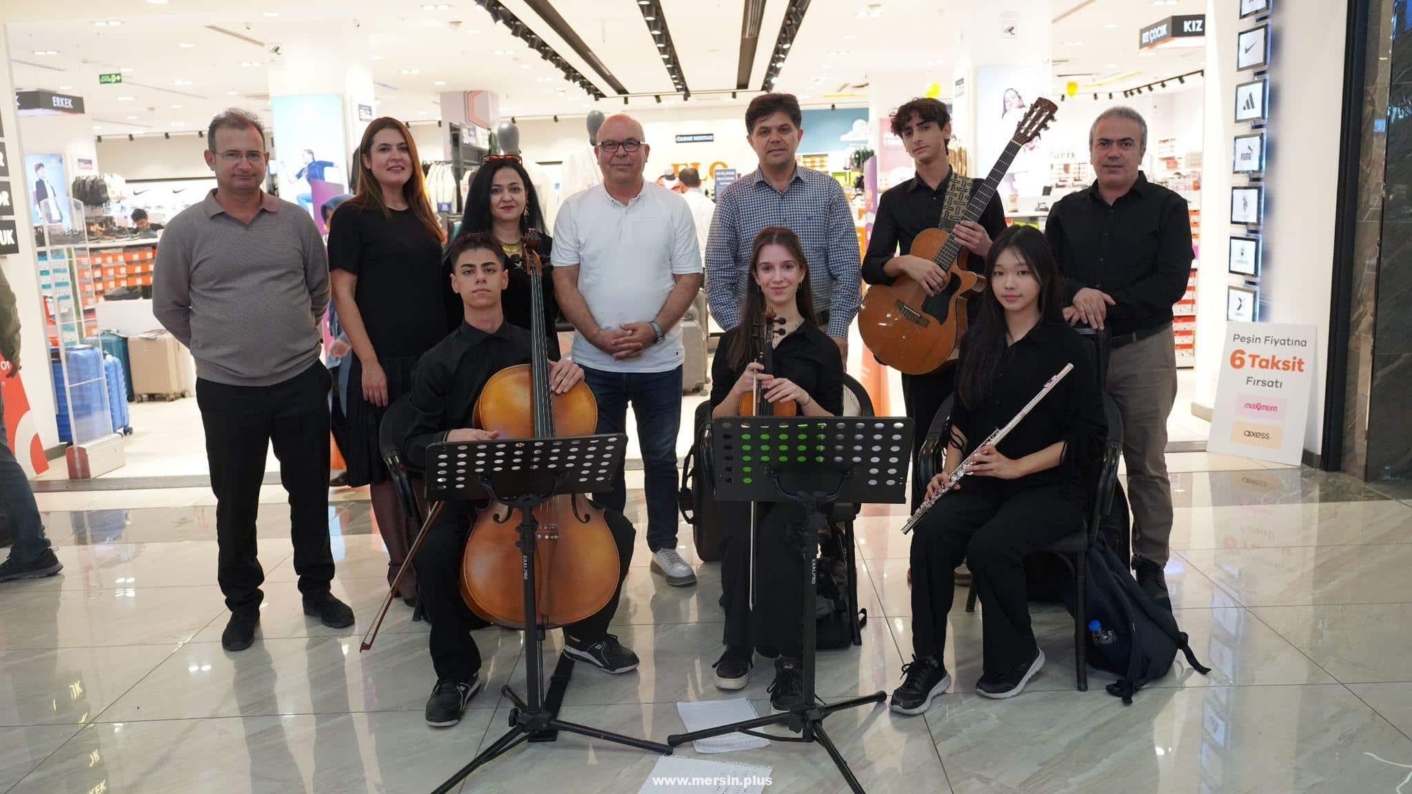 Mersin’de Geleneksel El Sanatları Ve Resim Çalıştayı Sergisi Açıldı