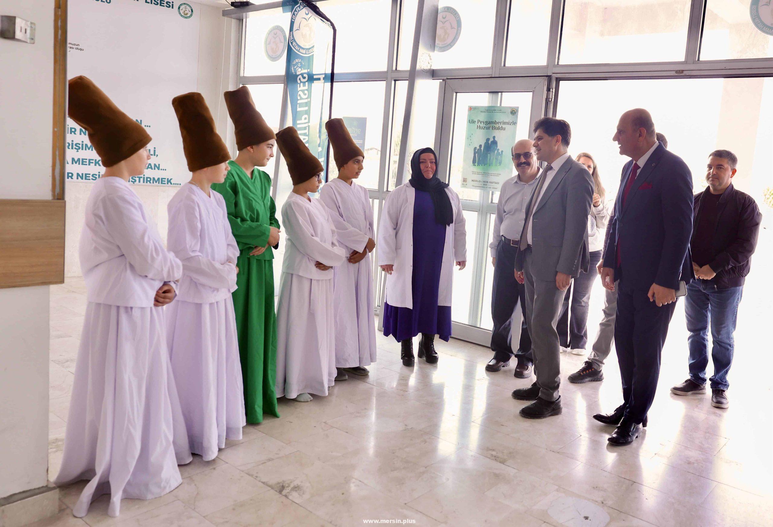 Tarsus’ta İmam Hatip Okullarına Ziyaret: Özdemirci Öğrencilerle Bir Araya Geldi