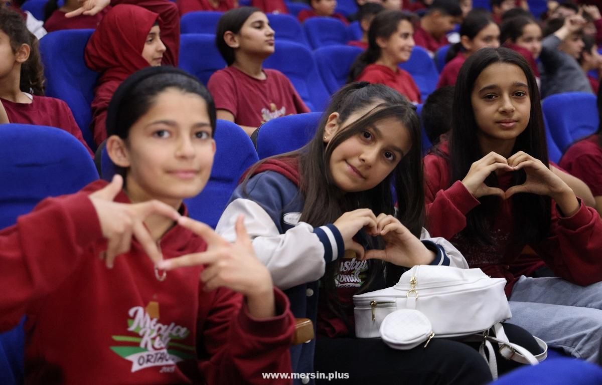 Toroslar Belediyesi’nden 20 Kasım Çocuk Hakları Günü İçin Anlamlı Etkinlik