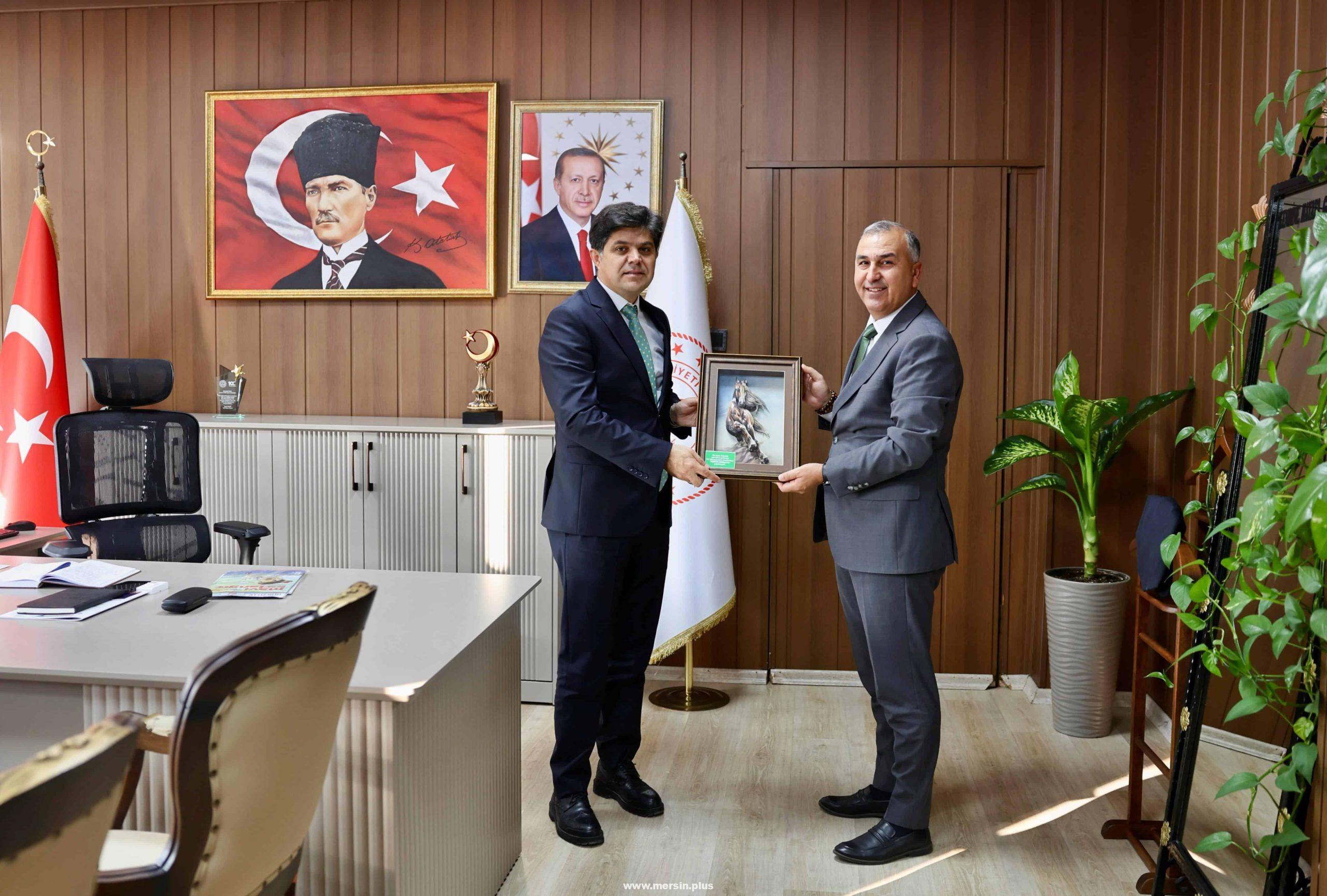 Yeşilay Mersin Şubesi, Müdür Özdemirci’yi Ziyaret Etti: “Gençler İçin El Ele”