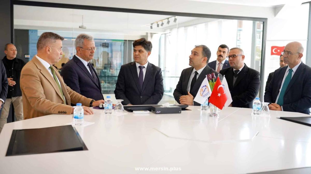 "Dahi̇ Mersi̇n" Projesi̇ Kapsaminda Hayata Geçi̇ri̇len Ve Mesleki̇ Eği̇ti̇m İle Sanayi̇ Dünyasini Buluşturan "Yalin Üreti̇m Eği̇ti̇mi̇" Kapaniş Programi Gerçekleşti̇ri̇ldi̇