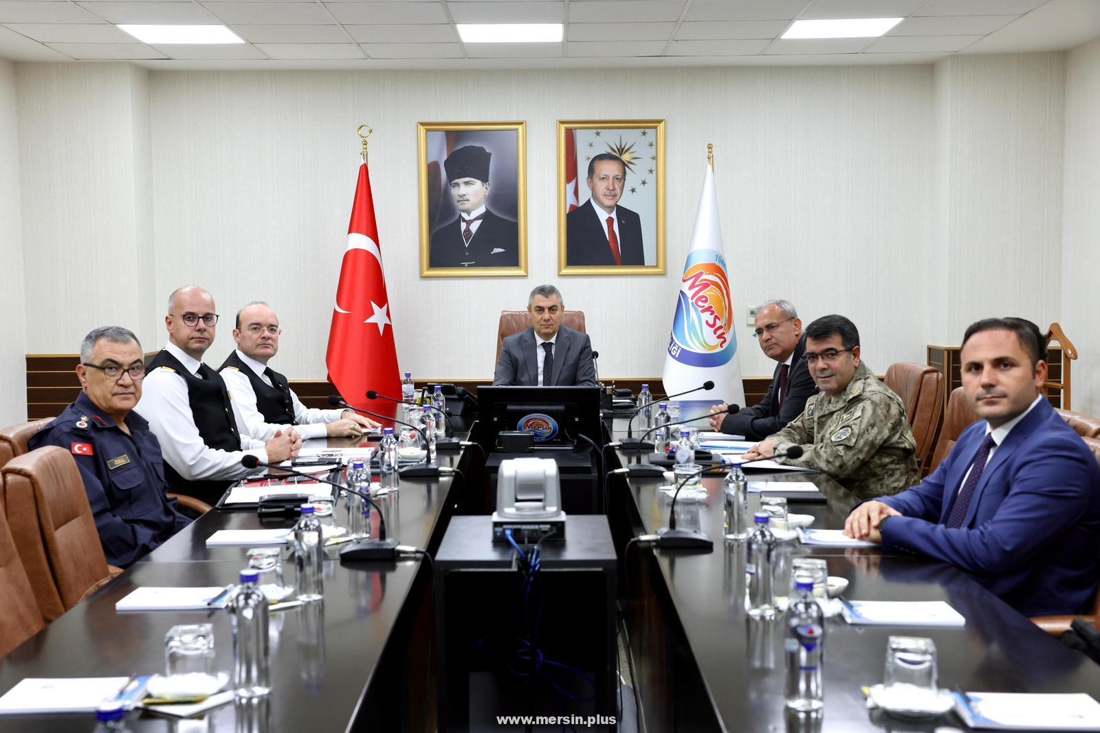 Mersin’de Güvenlik Zirvesi: Vali Atilla Toros’tan Kararlı Mesaj