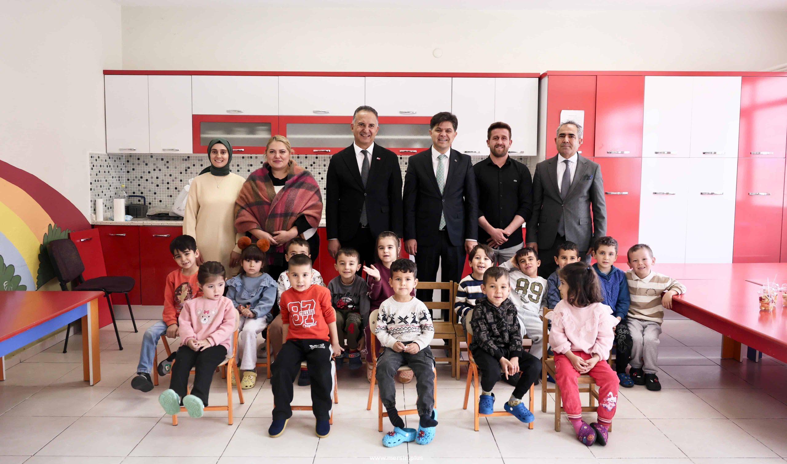 Ziyaret Programı Çamlıyayla’da Devam Ediyor: İl Millî Eğitim Müdürü Özdemirci Öğrencilerle Buluştu