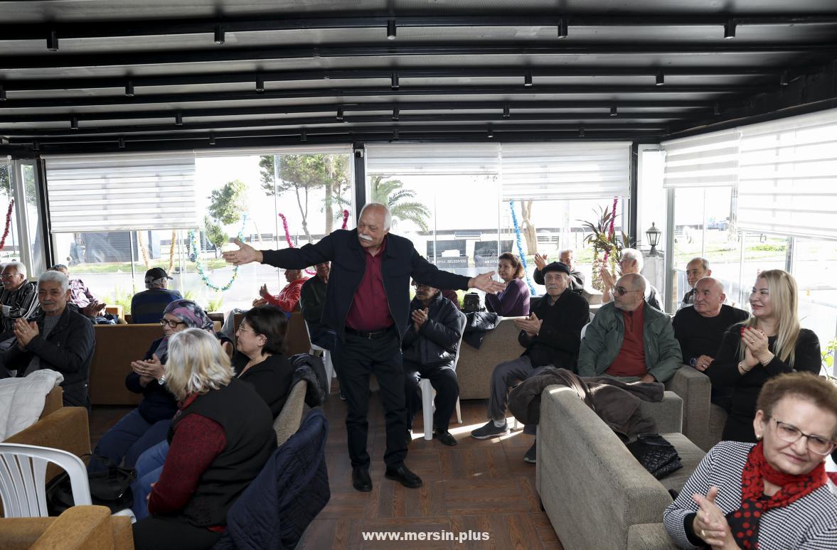 Emekli Evleri’nde Yeni Yıl Coşkusu: Büyükşehir’den Emeklilere Moral Dolu Kutlama