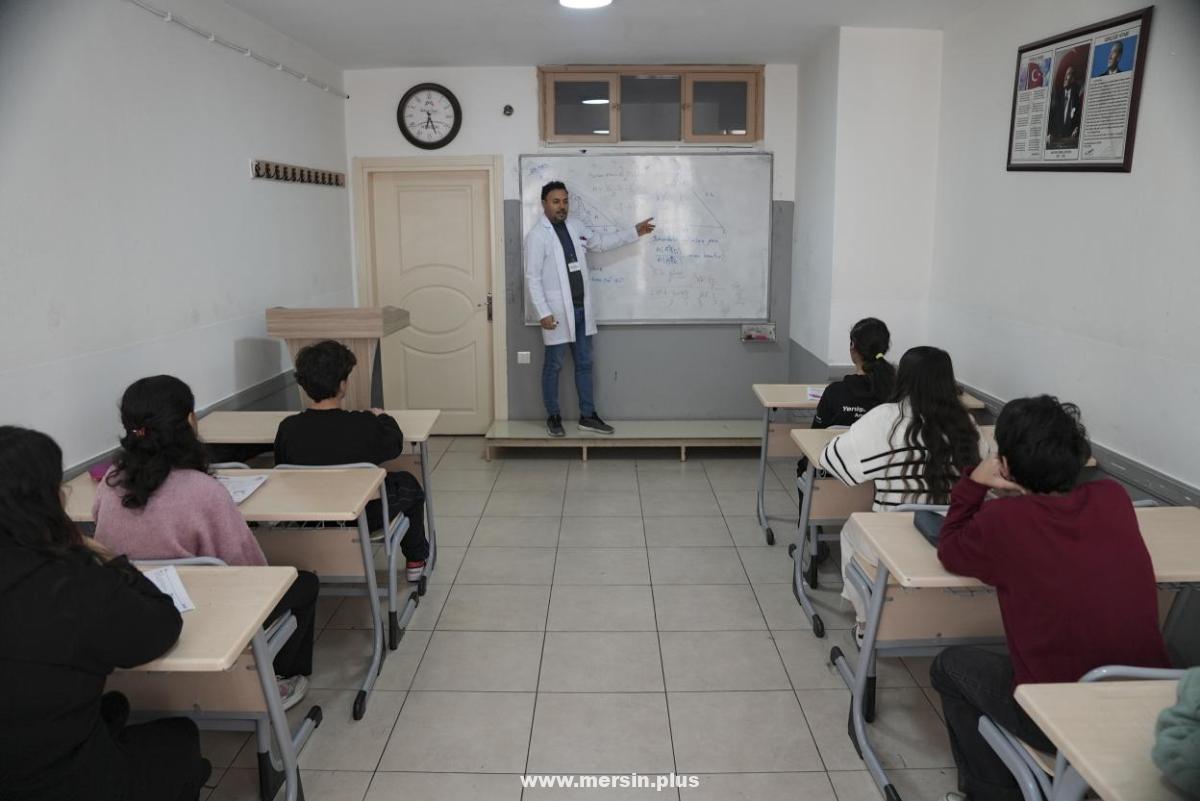 Mersin Büyükşehir İle Lise Ve Üniversite Hayaline Güçlü Destek