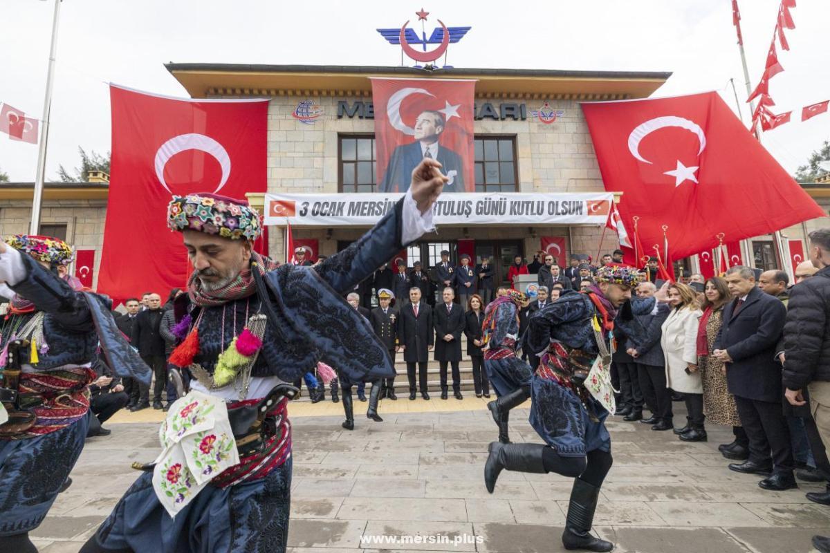 Mersin’in Kurtuluşu’nun 104. Yılında Kent Genelinde Tarihi Coşku