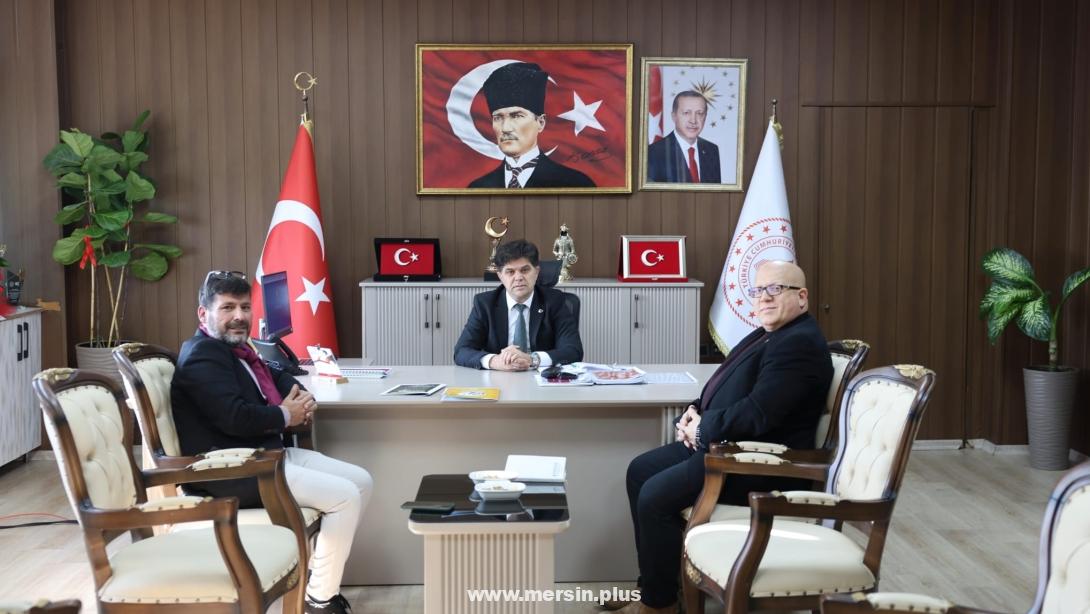 Muhammed Özdemirci’den Kültür ve Sanata Destek: Limon Çiçekleri Film Ekibi İl MEM’de